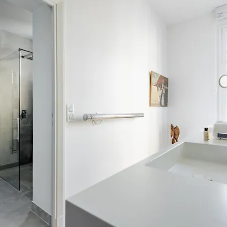 Veeve - Orsay Artistry Apartment *